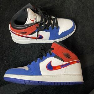 air jordan 1 mid “ multicolored swish”.